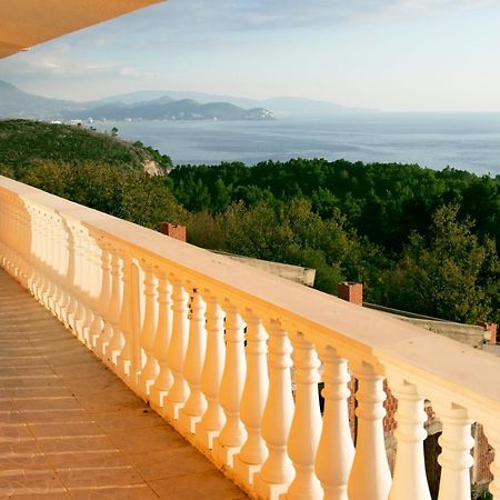 Apartmani Bronhi Сутоморе Екстер'єр фото