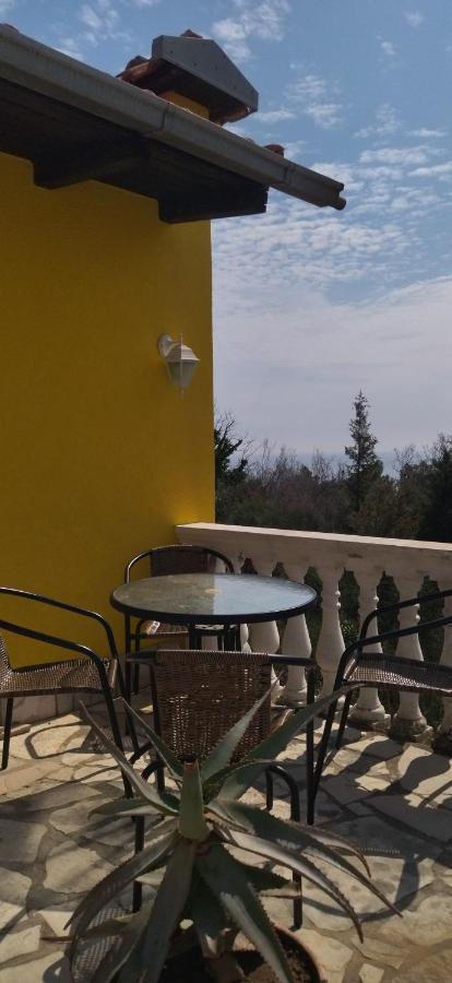 Apartmani Bronhi Сутоморе Екстер'єр фото